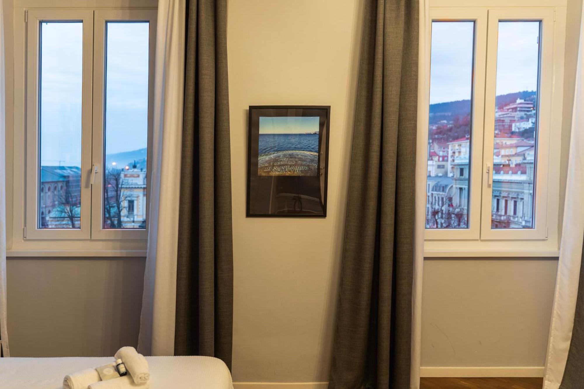 Sofia Residence Stazione Trieste Bagian luar foto